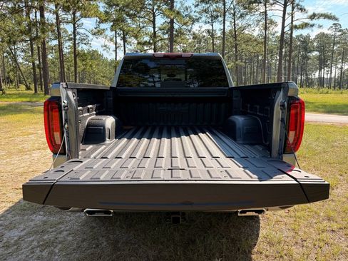 New 2026 GMC Sierra 1500 AT4 w/ AT4 Premium Package AWD/4WD image 6