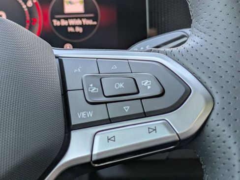 New 2026 Volkswagen Tiguan SE R-Line FWD image 36