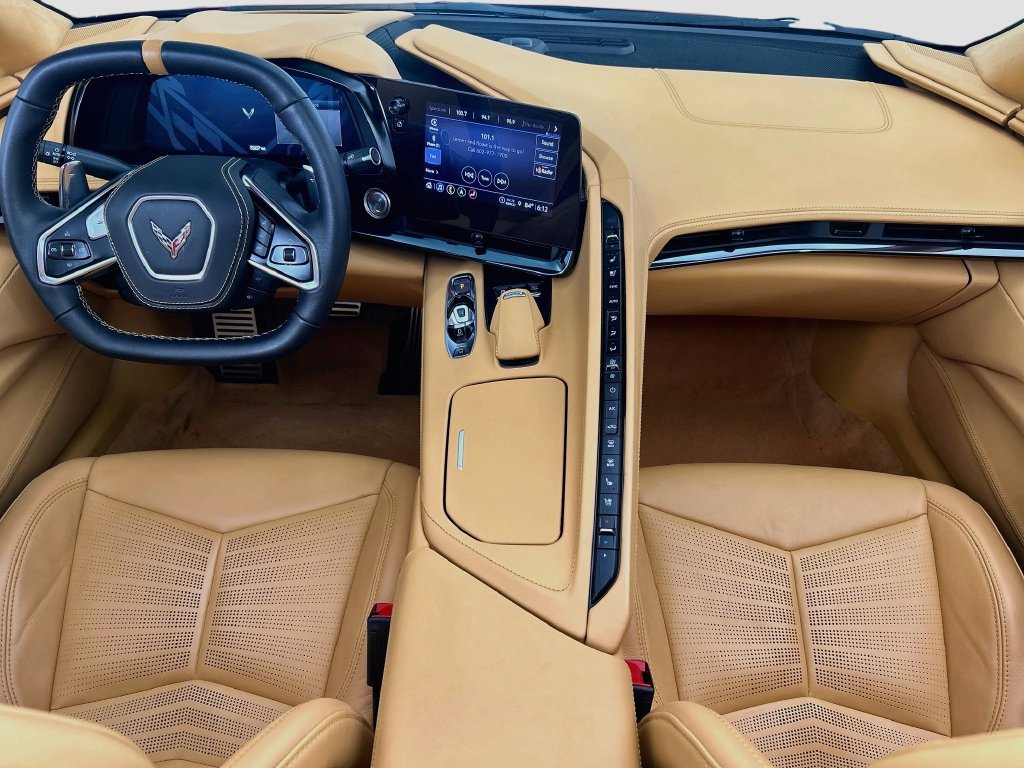 Used 2023 Chevrolet Corvette Stingray Premium Conv w/ Z51 Performance Package RWD image 13