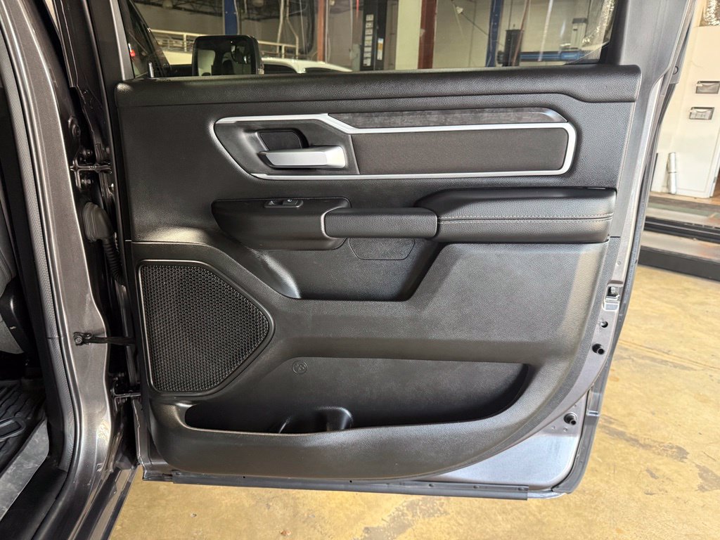 Used 2023 RAM 1500 Big Horn AWD/4WD image 37