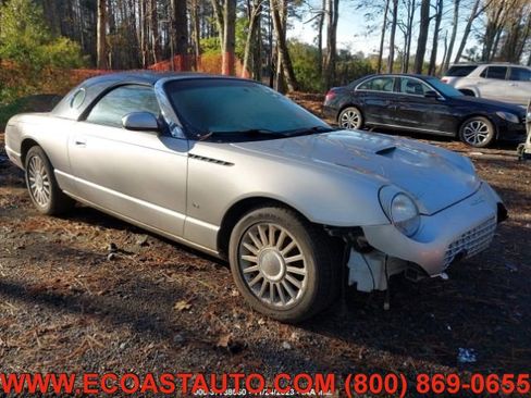 Used 2004 Ford Thunderbird Deluxe image 1