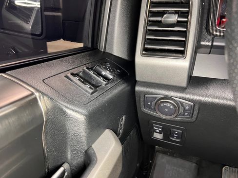 Used 2019 Ford F150 Raptor image 7