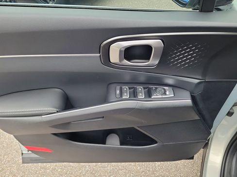 New 2026 Kia Sorento LX FWD image 19