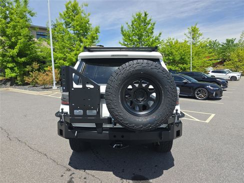 Used 2023 Toyota 4Runner TRD Off-Road Premium w/ Moonroof Package AWD/4WD image 4