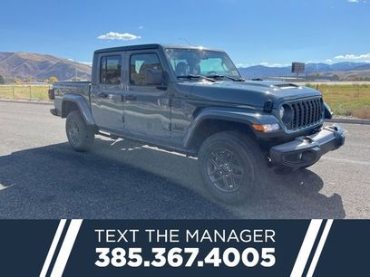 New 2025 Jeep Gladiator Sport