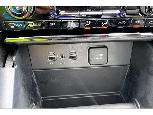 Certified 2024 Jeep Grand Cherokee Laredo AWD/4WD image 27