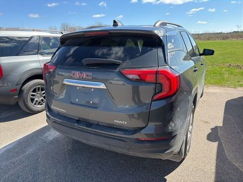 Used 2018 GMC Terrain SLE AWD/4WD image 10