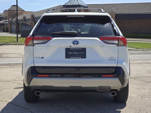 Used 2023 Toyota RAV4 SE w/ Convenience Package AWD/4WD image 14