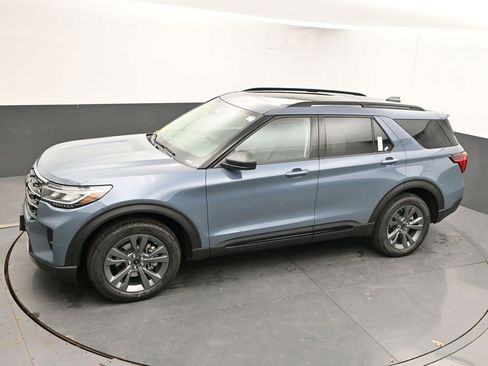 New 2026 Ford Explorer Active AWD/4WD image 40