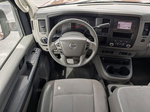 Used 2012 Nissan NV 2500 SV w/ Technology Pkg image 15