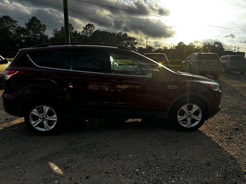 Used 2014 Ford Escape SE w/ Equipment Group 201A image 9