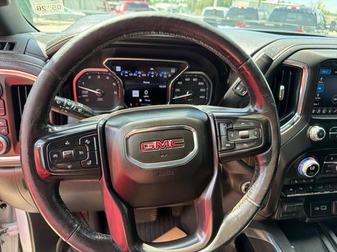 Used 2020 GMC Sierra 1500 AT4 w/ AT4 Premium Package AWD/4WD image 19