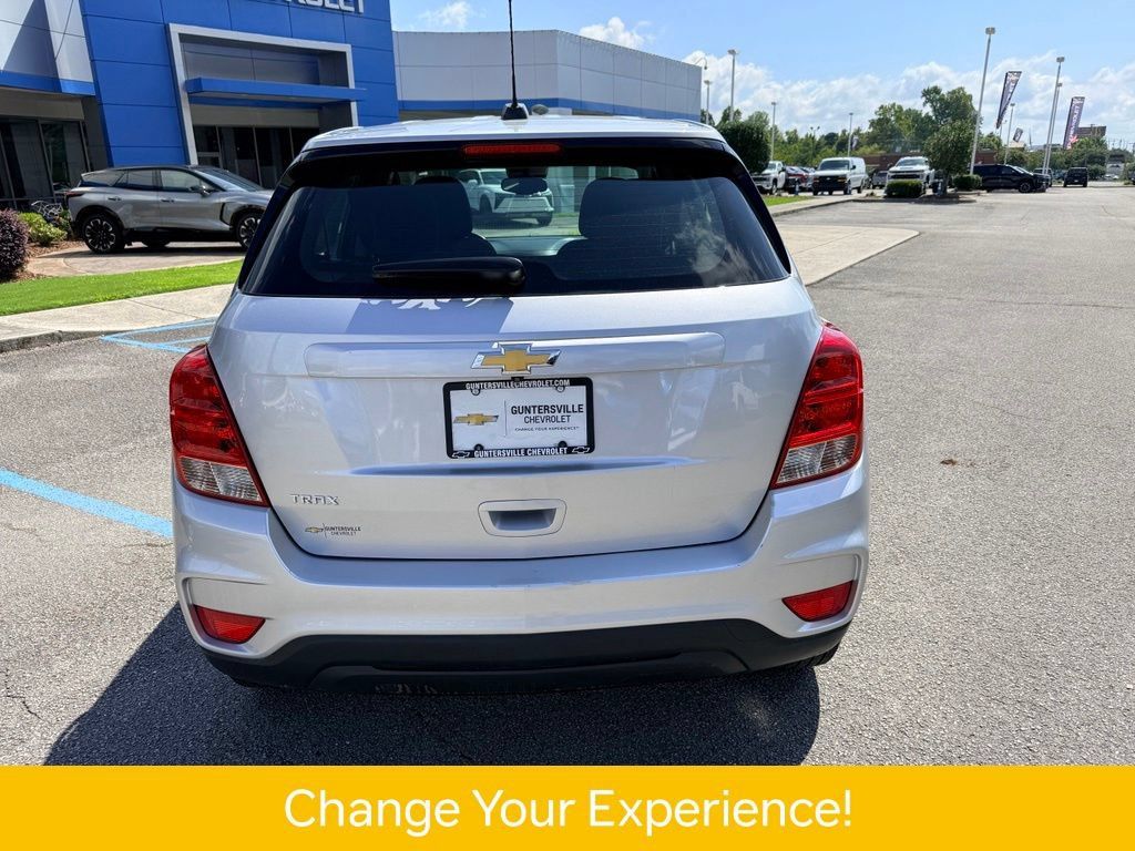 Used 2017 Chevrolet Trax LS FWD image 5