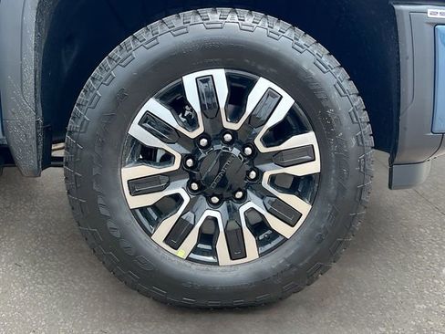 New 2026 GMC Sierra 2500 Denali Ultimate AWD/4WD image 19