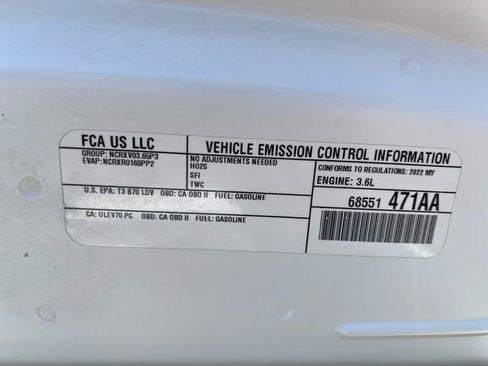 Used 2022 Dodge Charger SXT w/ Leather Interior Group image 10