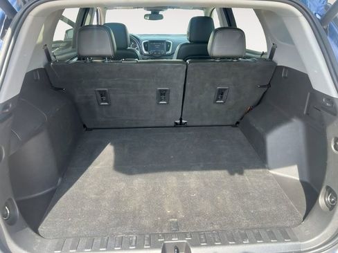 Used 2022 GMC Terrain SLT AWD/4WD image 7