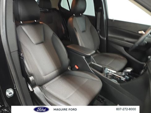 Used 2023 Buick Encore GX Select w/ Sport Touring Package AWD/4WD image 17