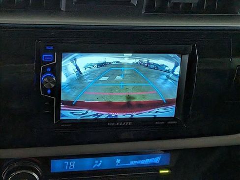 Used 2014 Toyota Corolla LE FWD image 15