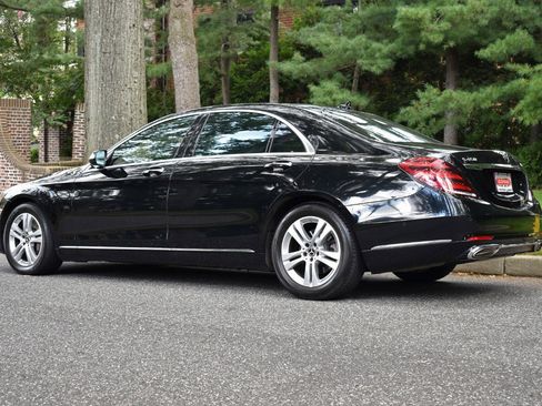 Used 2018 Mercedes-Benz S 450 4MATIC Sedan w/ Premium Package image 5