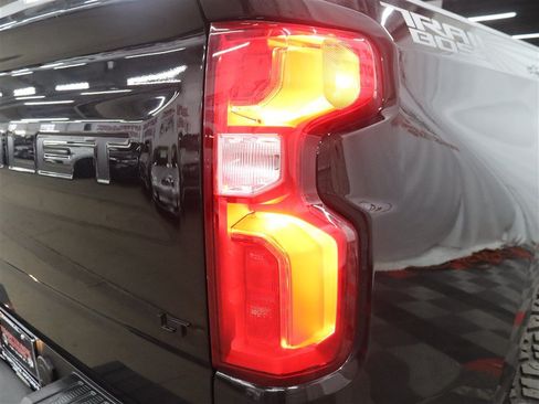 Used 2020 Chevrolet Silverado 1500 LT Trail Boss AWD/4WD image 10