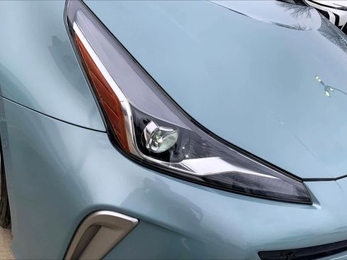 Used 2022 Toyota Prius Limited image 25