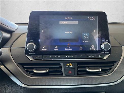 Used 2024 Nissan Altima 2.5 SR image 12