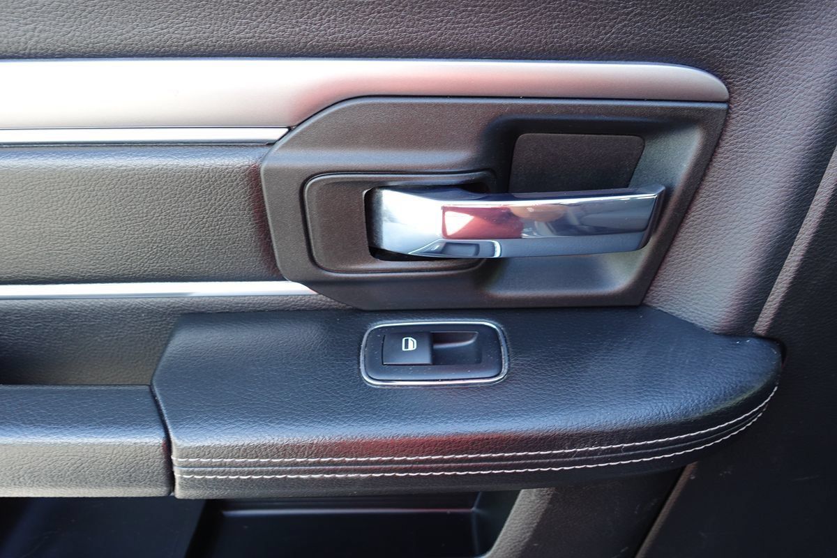 Used 2022 RAM 1500 Warlock w/ Ceramic Grey Warlock Package AWD/4WD image 26