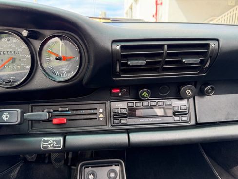 Used 1988 Porsche 911 Carrera image 21