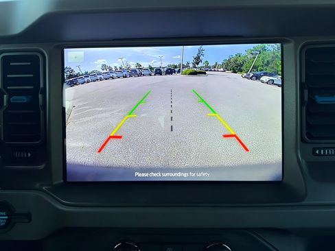 Used 2024 Ford Bronco Black Diamond AWD/4WD image 16