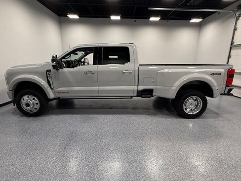 Used 2026 Ford F450 Platinum w/ Platinum Plus Package AWD/4WD image 8
