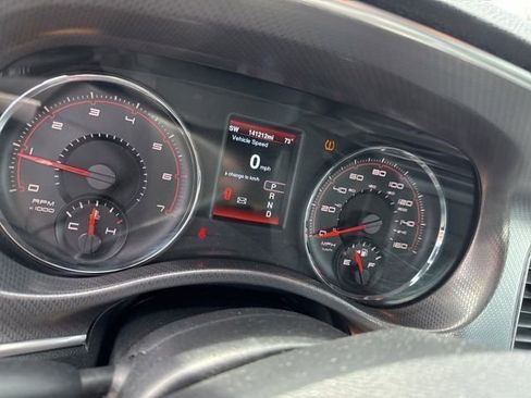 Used 2013 Dodge Charger R/T image 2