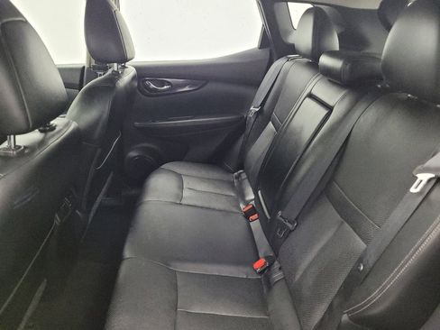 Used 2017 Nissan Rogue Sport SL w/ SL Premium Package image 18