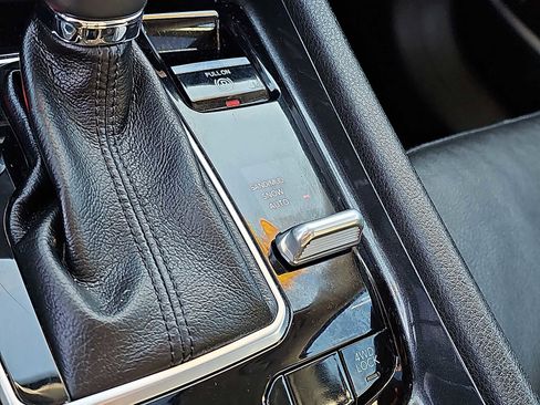 Used 2022 Jeep Compass Latitude w/ Sun and Sound Group image 24