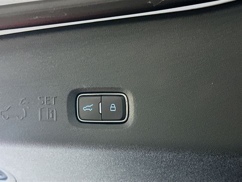 Used 2025 Ford Expedition Max Active image 33