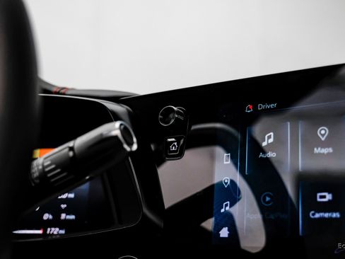 Used 2024 Chevrolet Corvette Z06 image 73