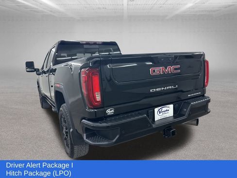 Used 2023 GMC Sierra 2500 Denali w/ Denali Black Diamond Edition image 10