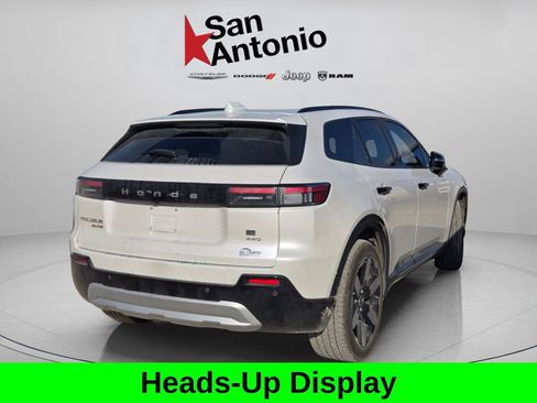 Used 2025 Honda Prologue Elite image 8