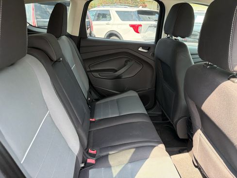 Used 2015 Ford Escape SE w/ Equipment Group 201A FWD image 10