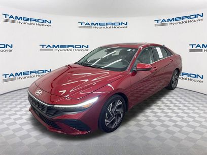 Used 2025 Hyundai Elantra SEL w/ Cargo Package
