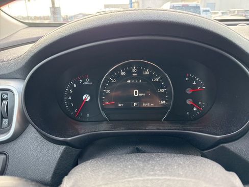 Used 2017 Kia Sorento LX w/ LX V6 Convenience Package image 9