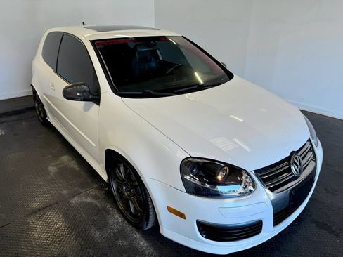 Used 2008 Volkswagen R32 AWD/4WD image 4