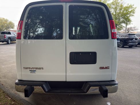 Used 2024 GMC Savana 2500 w/ Driver Convenience Package RWD image 7