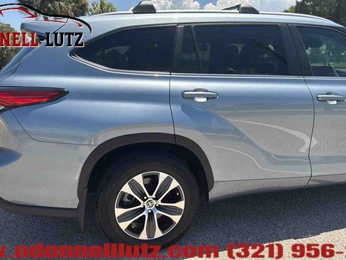 Used 2023 Toyota Highlander XLE FWD image 36