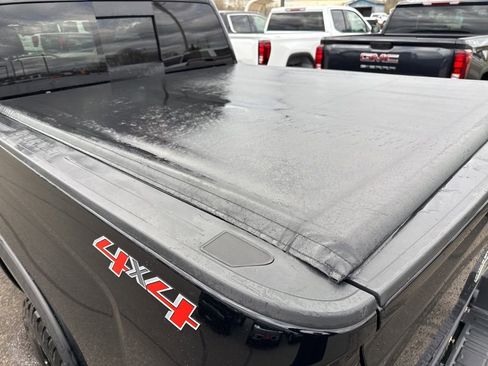 Used 2014 Chevrolet Silverado 1500 High Country w/ High Country Premium Package AWD/4WD image 4