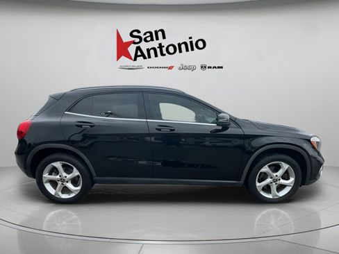 Used 2018 Mercedes-Benz GLA 250 image 16