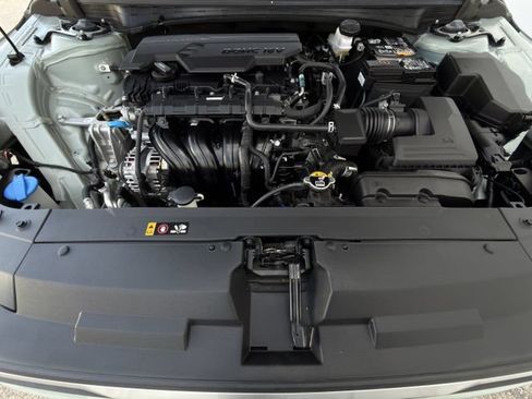 Used 2025 Kia K4 FWD image 27