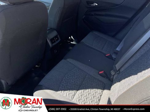 Certified 2024 Chevrolet Equinox LT FWD image 13