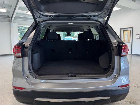 Used 2024 Chevrolet Equinox LT AWD/4WD image 34