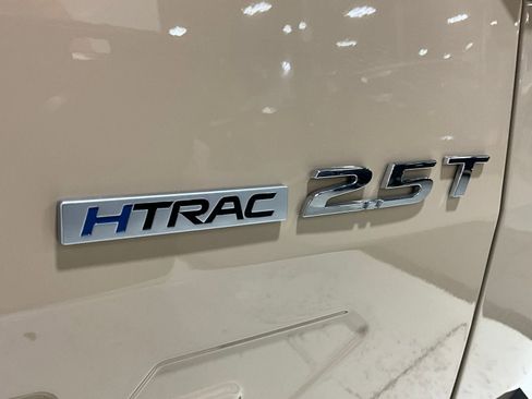 Used 2022 Hyundai Santa Cruz SEL Premium w/ Cargo Package image 9