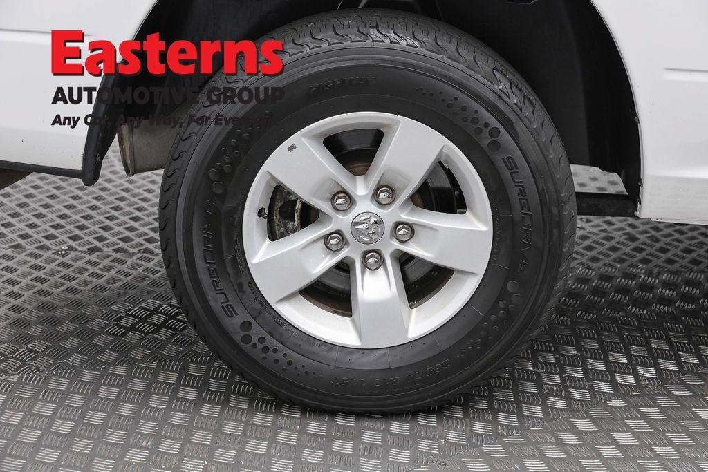 Used 2024 RAM 1500 Classic SLT AWD/4WD image 27